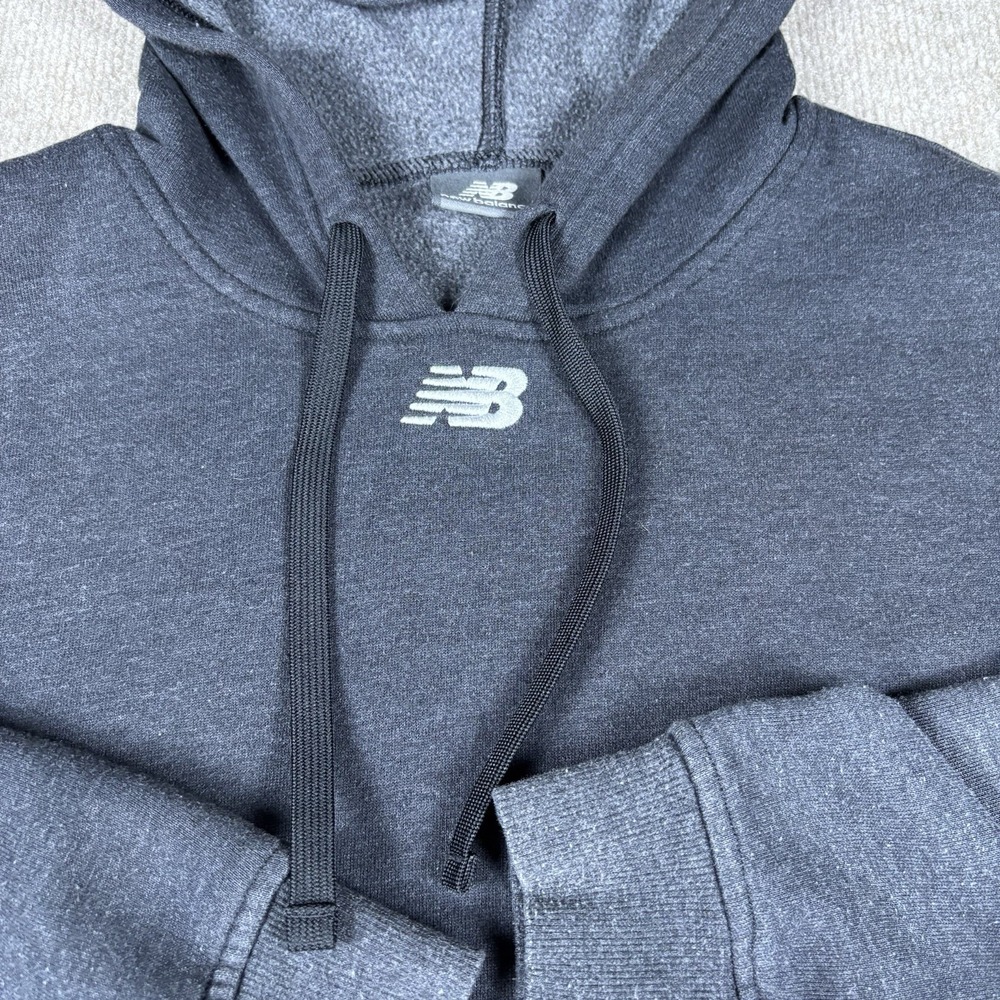 New Balance Men's Pullover Hoodie Size Small Black/gray Logo Sweatshirt Fleece - Picture 3 of 7